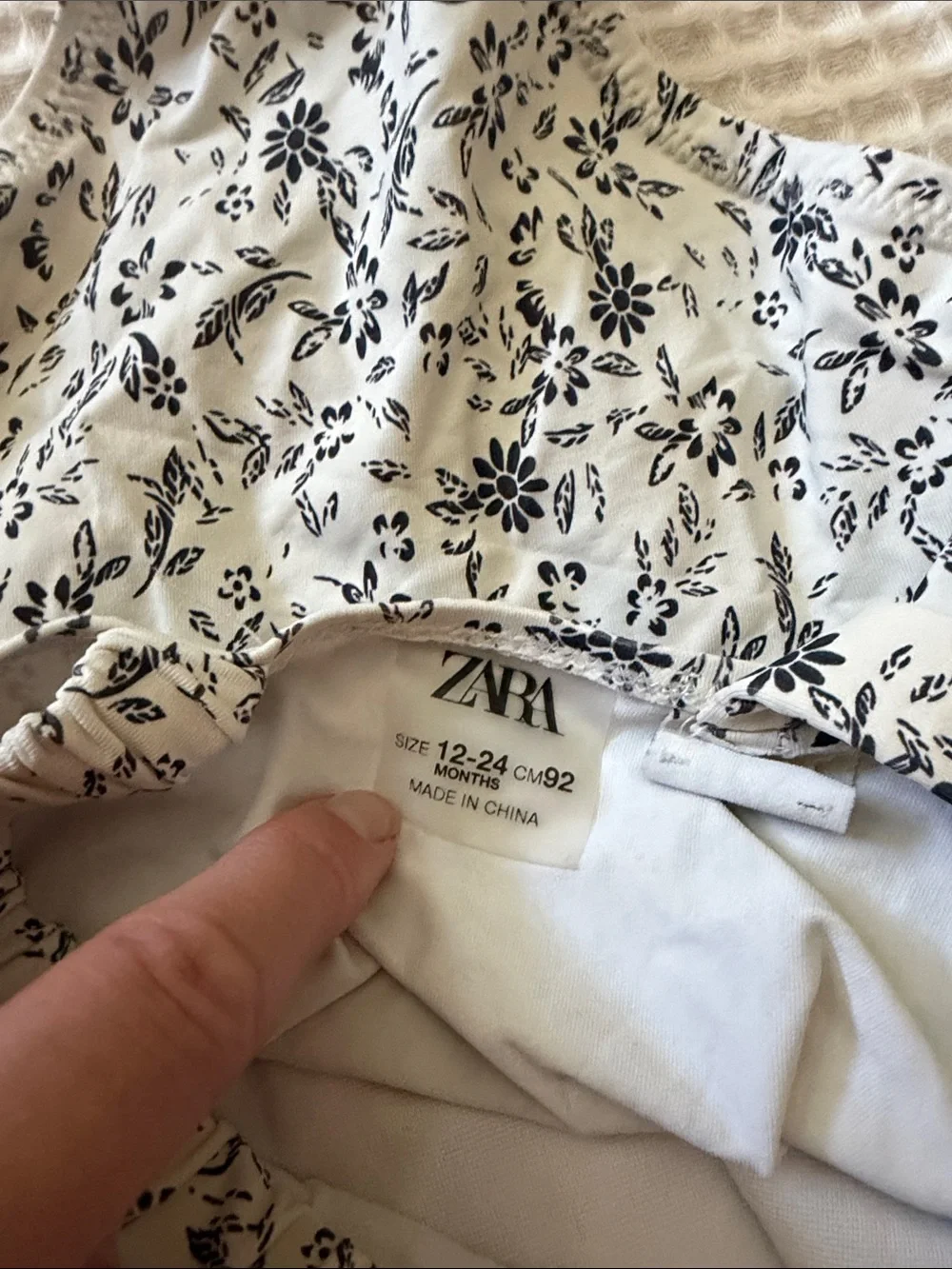 Zara swim